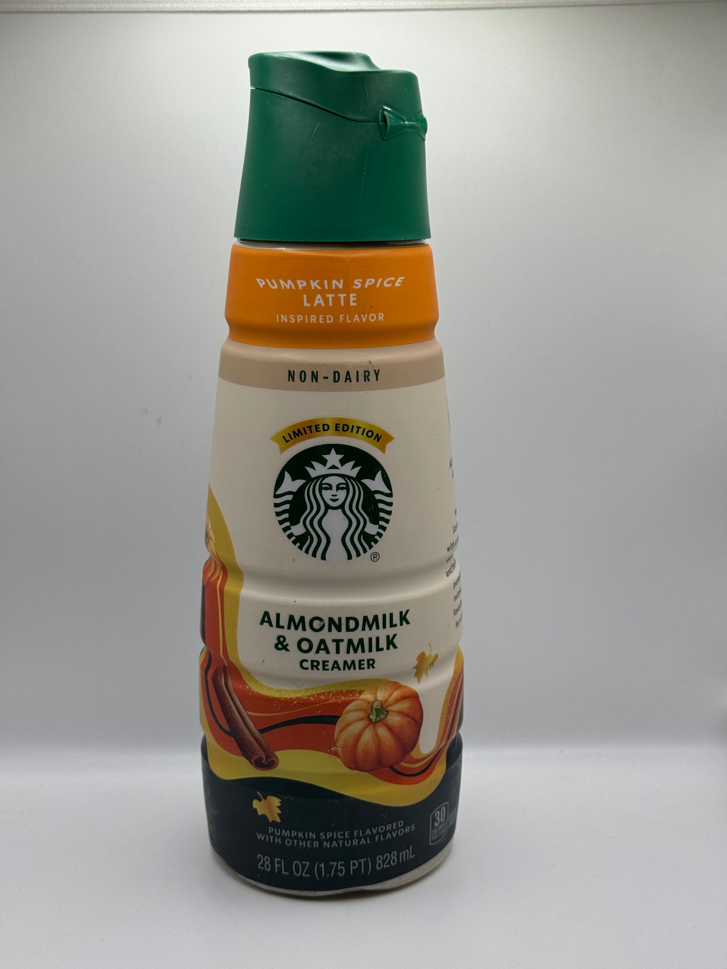 Starbucks Coffee Creamer None Dairy Almondmilk & Oatmilk 32fl oz
