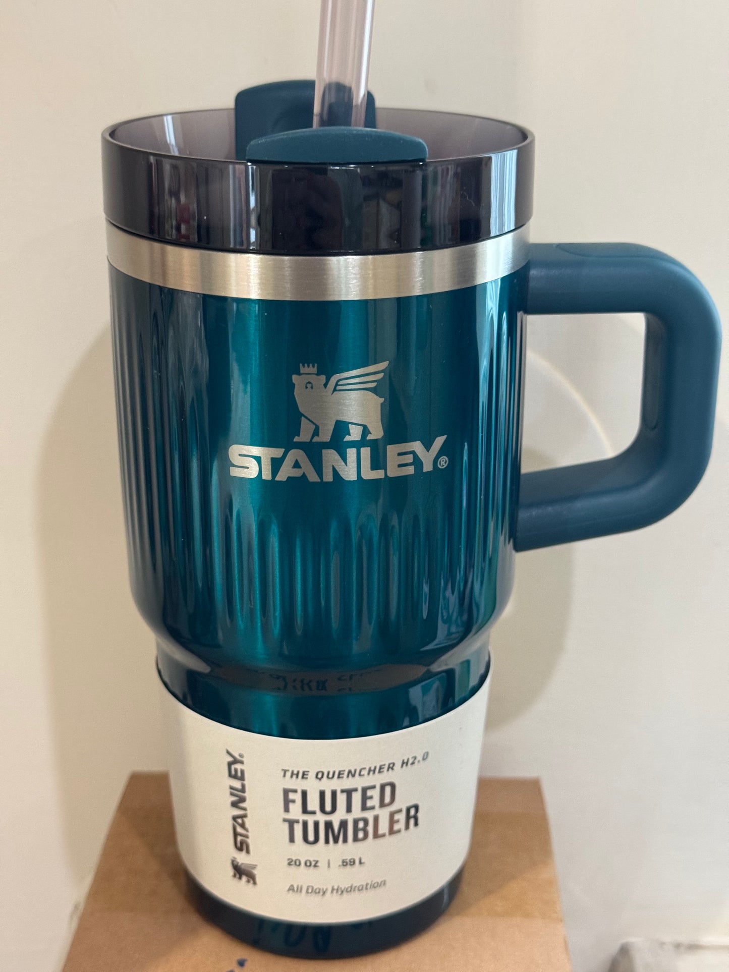 Stanley Quencher H2.O FlowState™ Tumbler with Handle 20 OZ